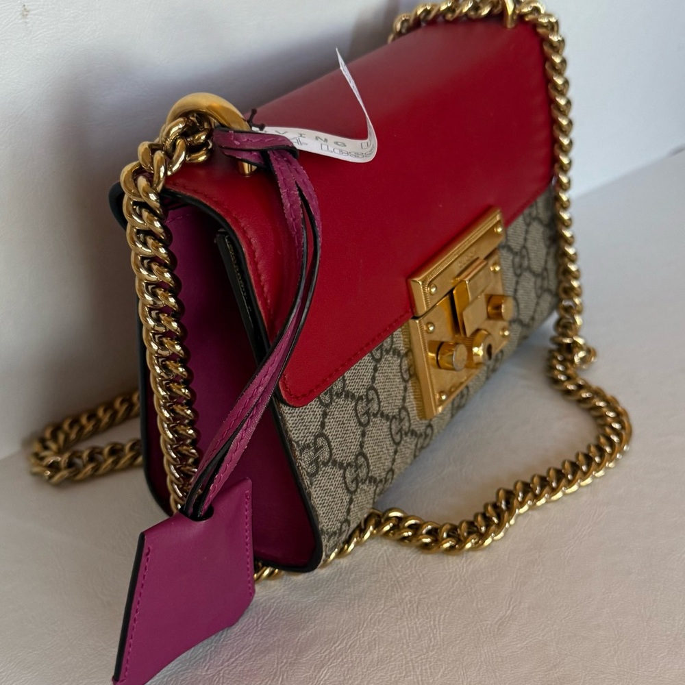 Gucci Gg Red & Pink Padlock Chain Shoulder Bag